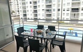 Hermoso apartamento con piscina (alberca).